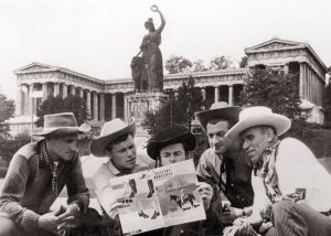 Bildnachweis: Cowboy Club München / morisel Verlag

Bild aus dem Buch: WILDWEST MÜNCHEN - Sehnsucht, Abenteuer und Romantik in der Stadt, erschienen im morisel Verlag 2019

Abdruck gestattet im Rahmen der Berichterstattung über das Buch
Kontakt: morisel Verlag München, mail@morisel.de